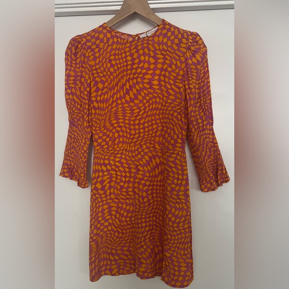 Olivaceous NWT- Vibrant Geometric Dress- Small

Last call!!